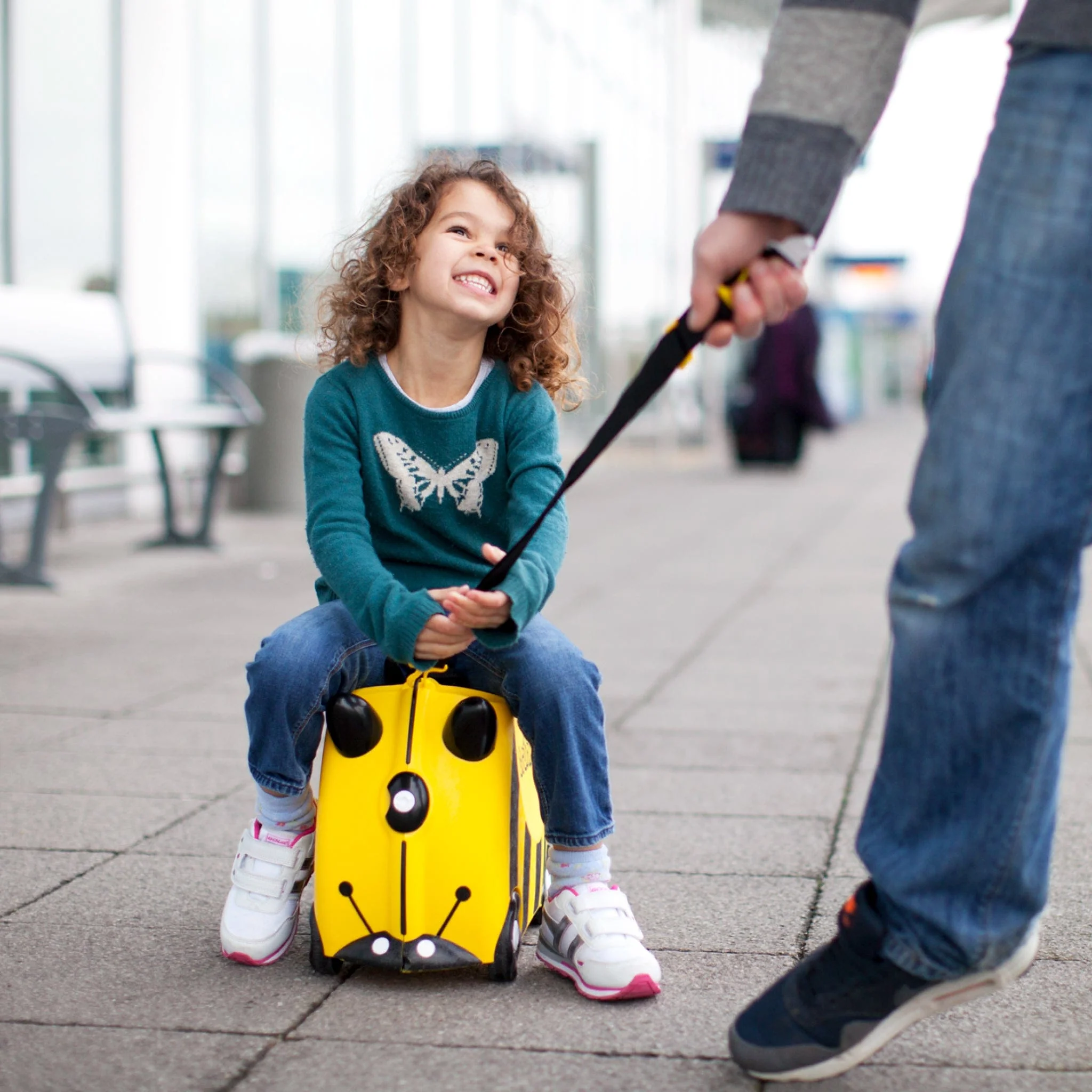 Bernard the Bee Trunki - Image 6